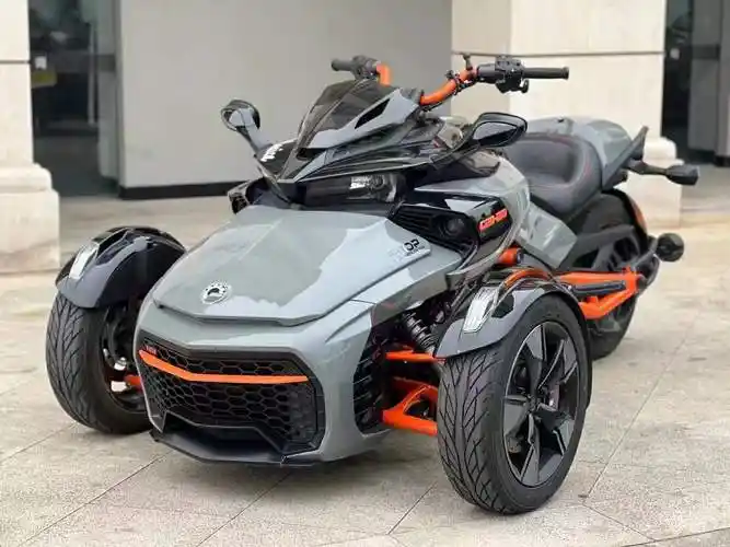 进口庞巴迪f3s倒三轮沙滩越野重机大排量金翼1800重机踏板摩托车