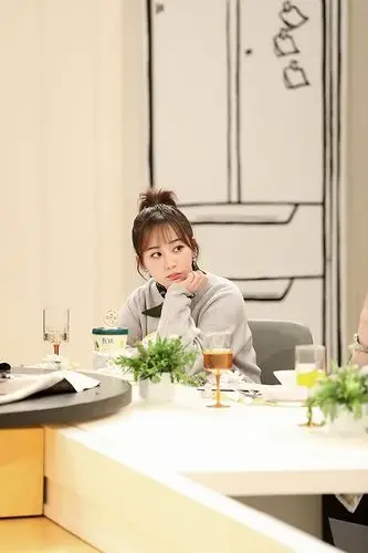 杨紫拜托了冰箱朋友圈大公开真实有趣超有料