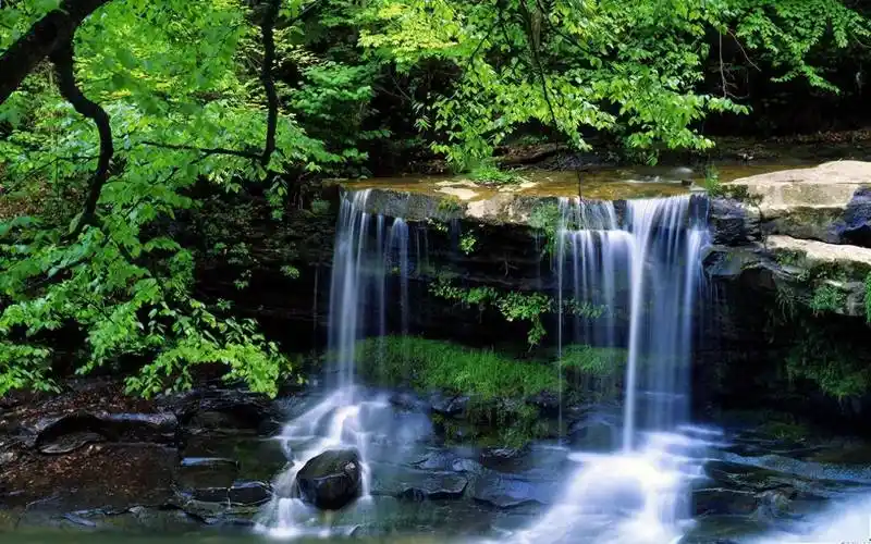 大自然的韵律:摄影师镜头里的山水风景_支持