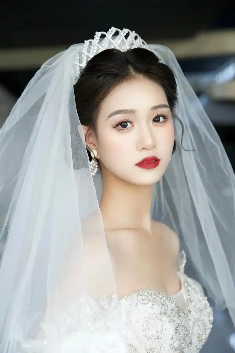 婚礼仪式上这样的妆容造型  有喜欢的吗?#微微嫁衣|妆面造型 - 抖音