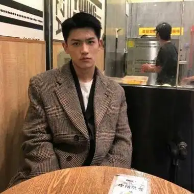 帅哥真实头像图片男 生活照 男生头像图片大全 -【爱个性】