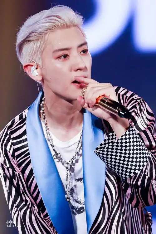 有没有关于朴灿烈的神图? - 知乎