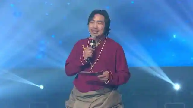 藏族歌手勒毛措《仓央情歌》