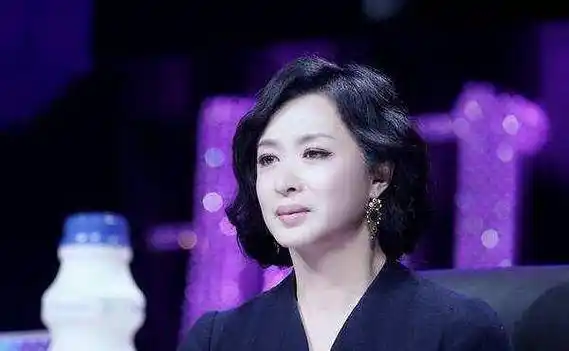 和金星分手一别两宽各生欢喜,如今金星和前妻的人生才算圆满_肯波