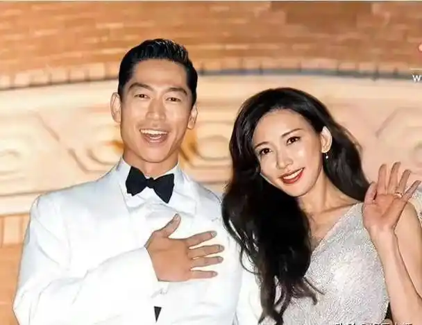 自古美女配野兽这九对外形不般配明星夫妻各有各的小幸福