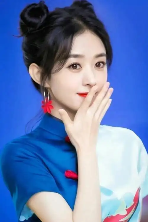 女明星双丸子头造型大pk,赵丽颖,杨幂谁最可爱?_腾讯新闻