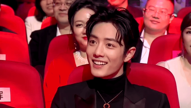 阅文盛典突然被cue肖战满脸微笑着拒绝他到底说了啥