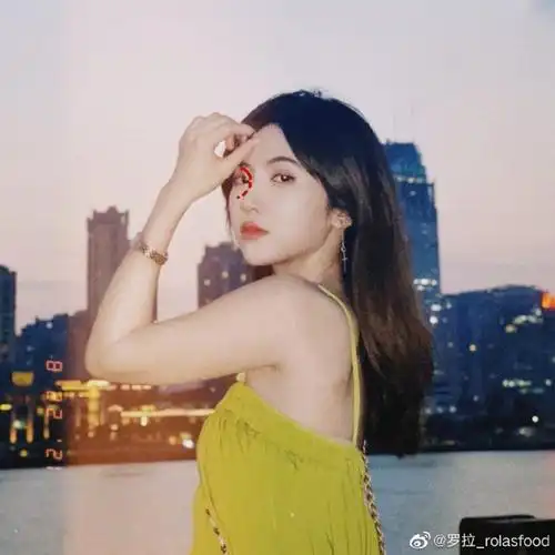 《拜托了冰箱》美女厨娘罗拉参加恋综竟沦为落单搞笑女?