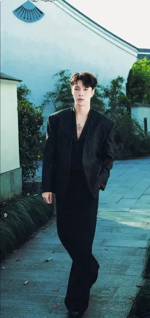 壁纸超话明星壁纸第354期|张艺兴