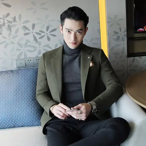 青年男装单西休闲上衣呢子外套加绒冬季西装男韩版修身毛呢小西服