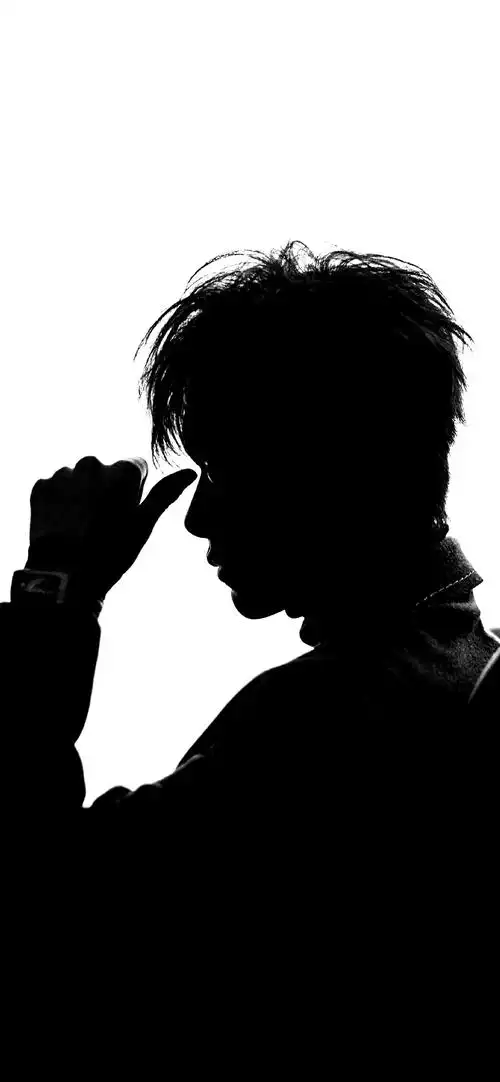 易烊千玺男子气剪影,腹黑总裁即视感