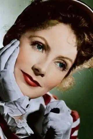 世界公认的四大美女:赫本榜一,中国仅有一人上榜,你被谁迷住了_身体