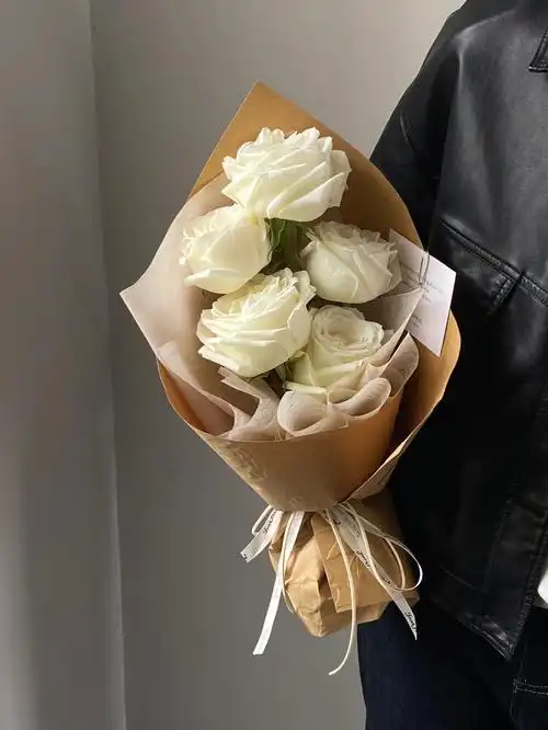 鲜花花束  #玫瑰花束#花束  #郁金香花束  #女神节花束  #白玫瑰花束