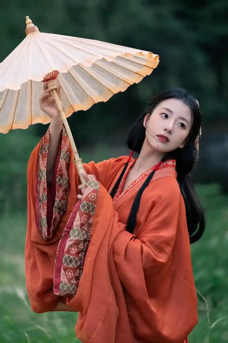 069069♀15方圆脸女演员更适合古装造型.确