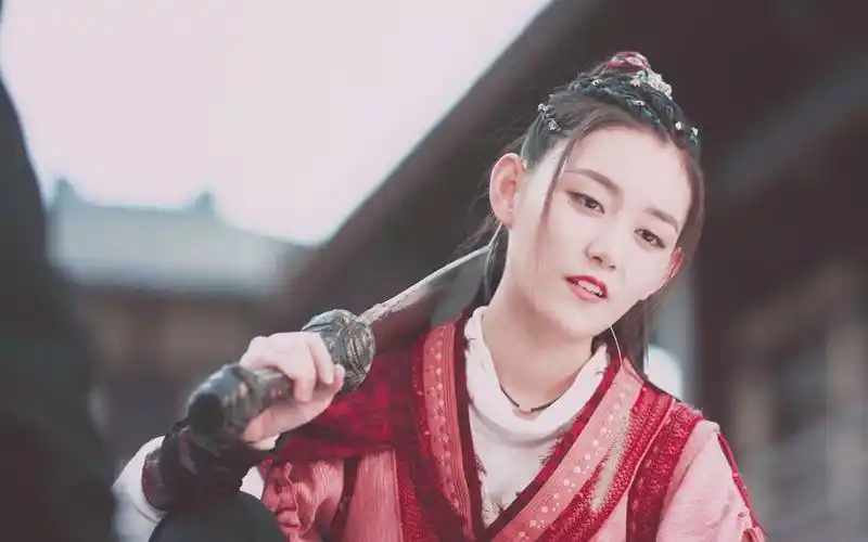 赢玉(吴佳怡)×刘西瓜(蒋依依)(含cp向,介意慎点)