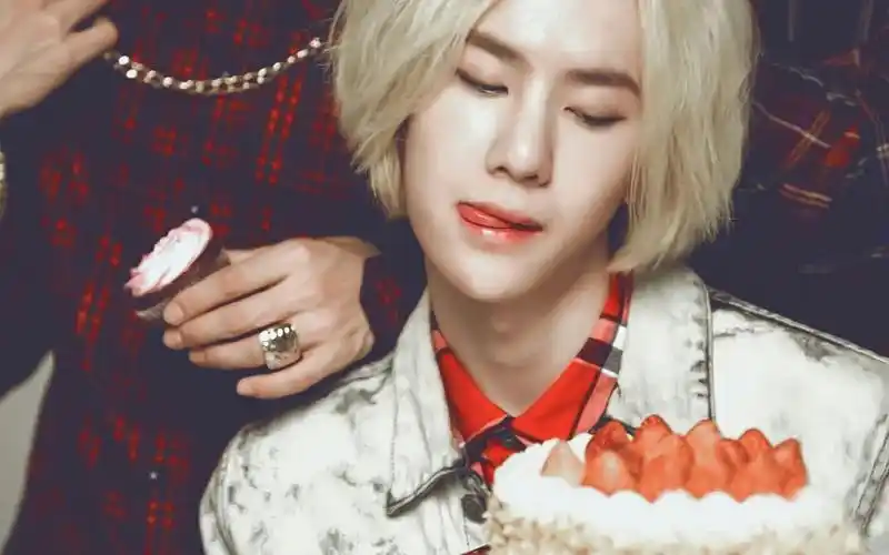 [王一博]王一博出道时期金发形象.