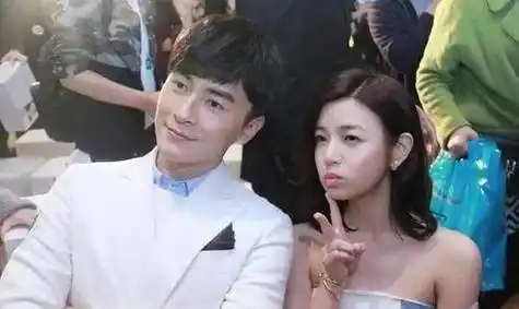 "集邮女神"的劲爆爱情,和她背后数不清的绯闻男友_陈妍希_周渝民_aron