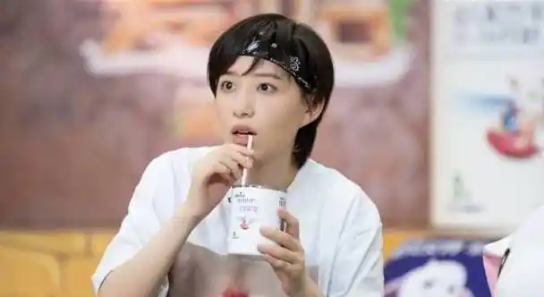 原创原创浪姐张雨绮说唱经验为0李斯丹妮秒变夸人小能手憨憨张雨绮