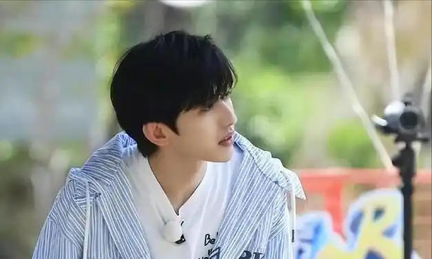 蔡徐坤退出又怎样跑男照样笑傲收视榜首哪有什么不可替代