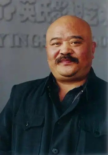 图文:制造欢笑的英氏台柱-李琦