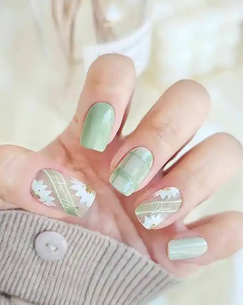 夏日最火美甲谁做谁好看的薄荷绿小清新美甲