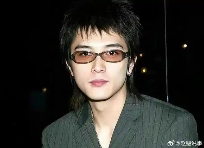 邱泽,一位集英勇与魅力于一身的男子汉……|邱泽|杨丞琳|陈乔恩_新浪