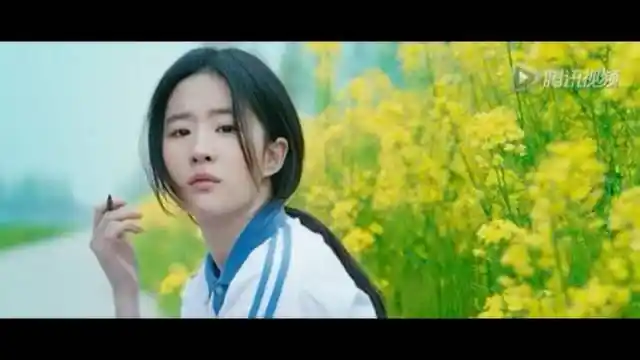 是由周拓如编剧并执导,张一白监制,吴亦凡,刘亦菲,金世佳,李沁,李梦等