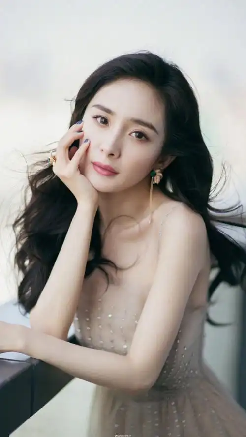 杨幂抖音手机壁纸图片高清无水印杨幂图片大全最新超好看的