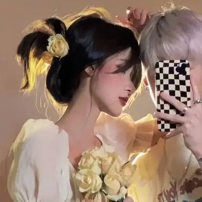 情侣头像意境ins一对两张