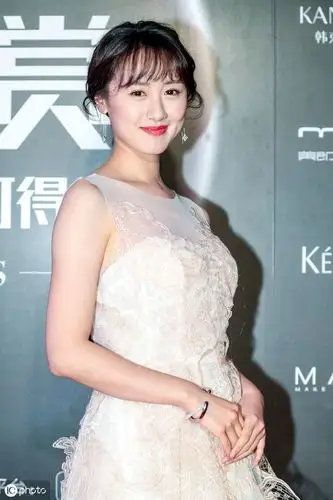 一组袁冰妍美照,魅力无限