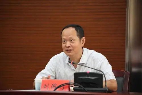 区人大常委会工作评议组对硚口区食药监局开展工作评议