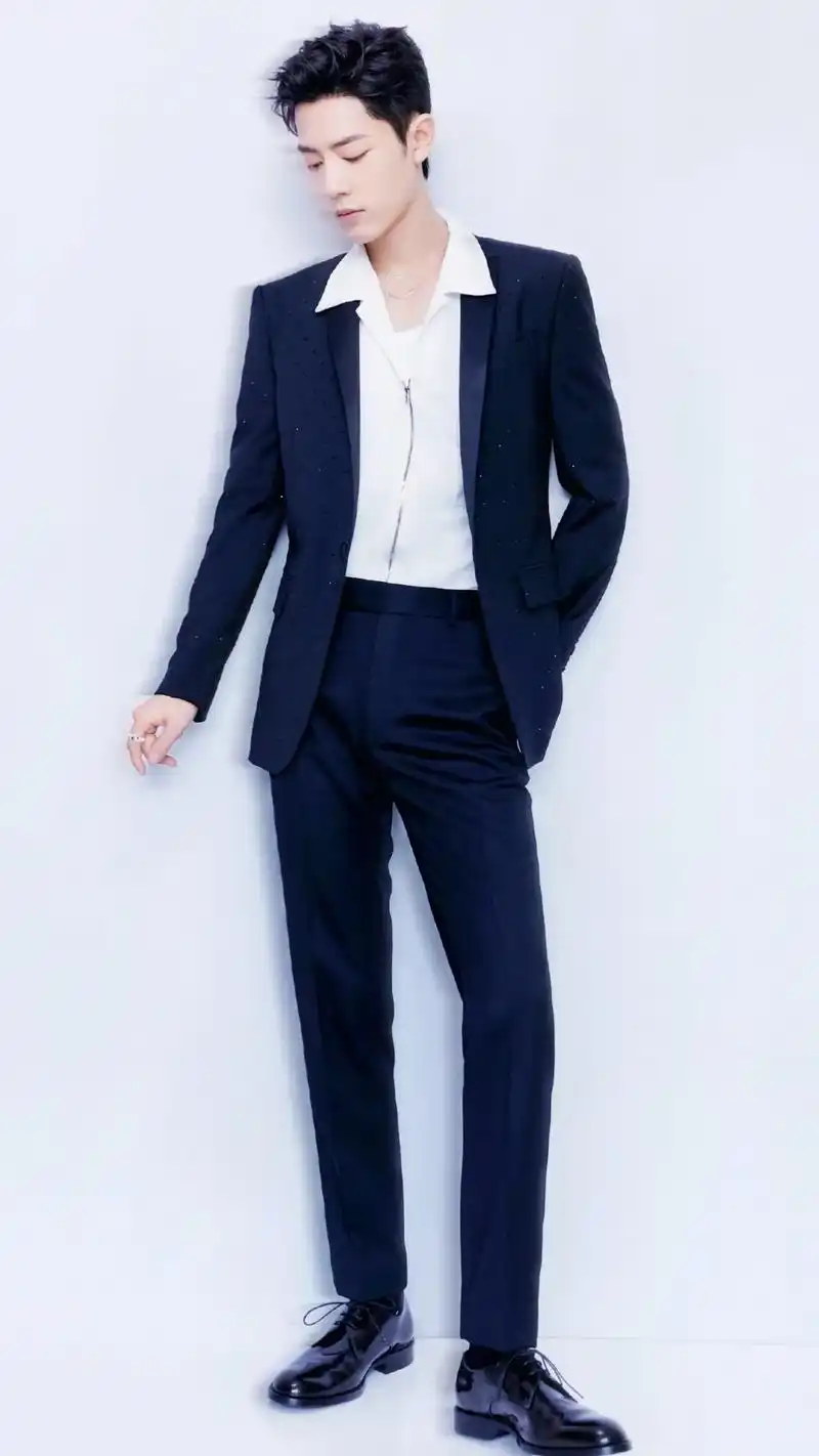 肖战  183.6的身高太太完美,满屏的大长腿017815# - 抖音