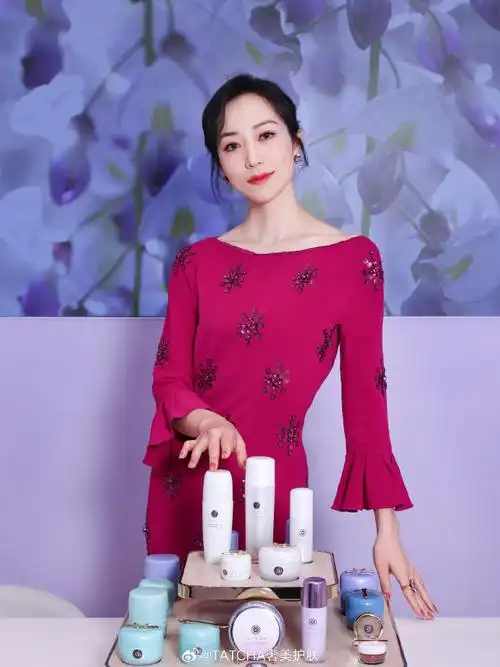 奢美如约至tatcha品牌代言人@韩雪在线演绎不为时光所动之美与你一同