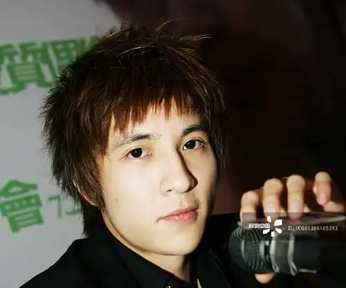 【图多慎入】薛之谦丑吗?哪里丑?