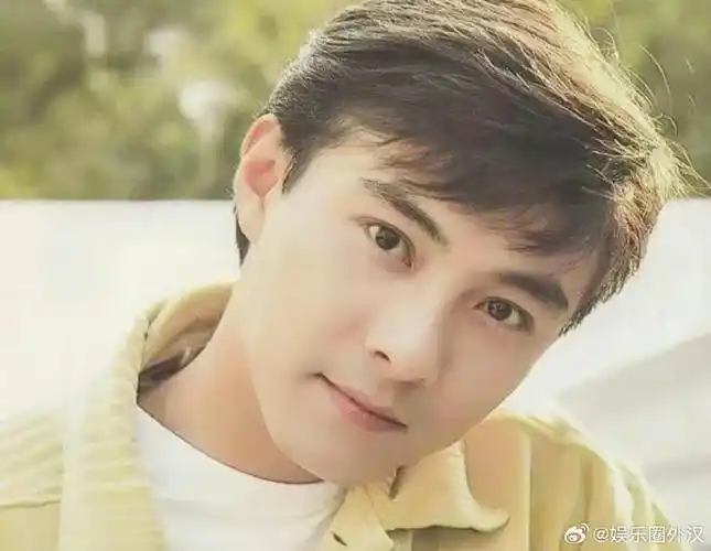 张卫健过60大寿一根白头发都没有##张卫健六十大寿一根白头发都没