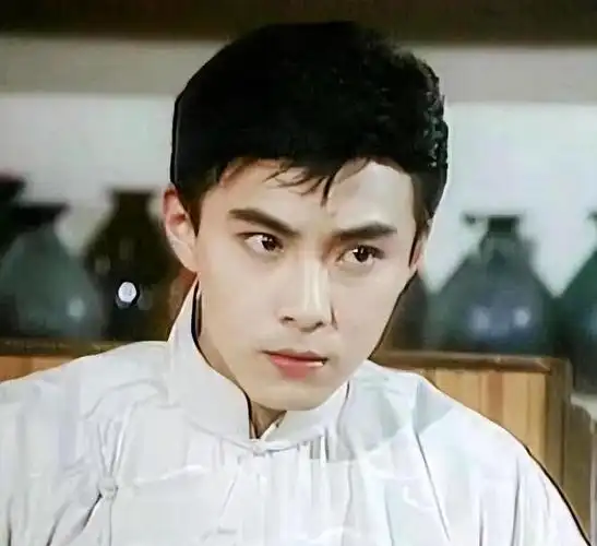 回顾事实证明,曾因太帅却被"雪藏"的张卫健,已过上了理想生活