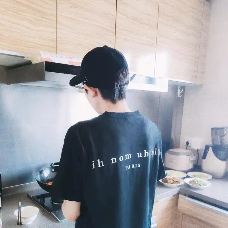 王源背影合集系列 宽阔背影安全感十足