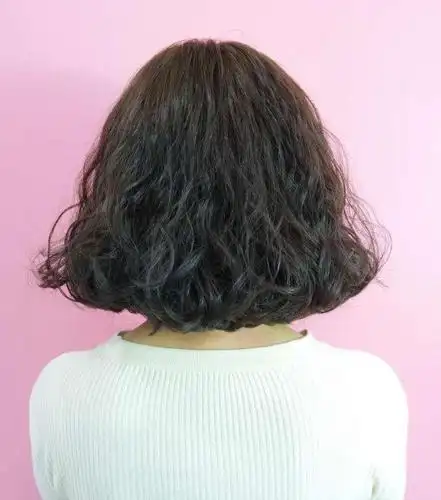 泰迪卷刘海适合搭什么烫发泰迪卷女生烫发洋气又时髦