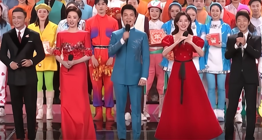 2022年虎年央视春晚主持人有朱军吗?