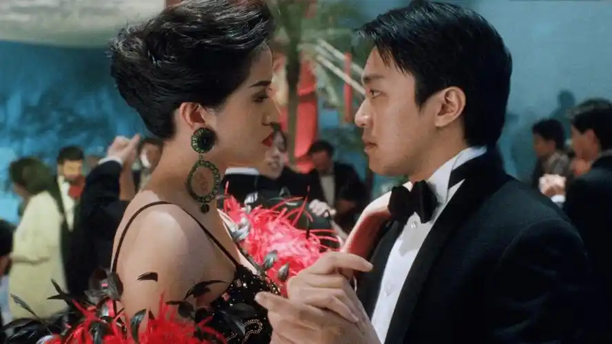也就是周星驰的电影让梅艳芳周海媚演感情戏29年前就敢这么拍