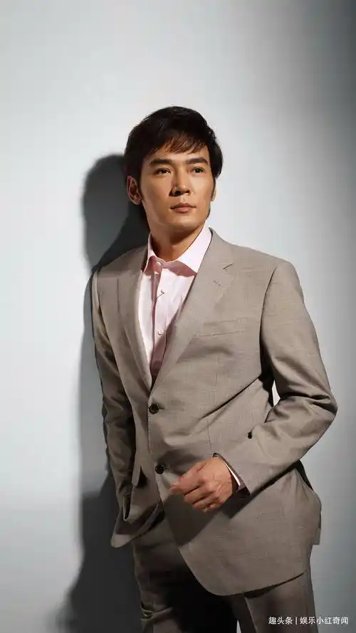 焦恩俊愤怒承认分手,爱好拍摄美女,3年无心演艺事业_微博_摄影_作品