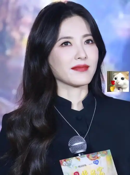 赵丽颖又土又矮算不算人间尤物看她和曾黎的合照你就有答案