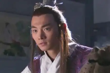 金庸笔下,有五位人物,都把一手好牌打得稀烂