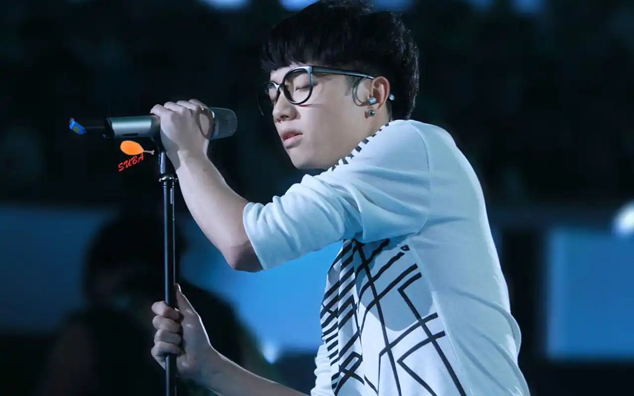 花花华晨宇帅气写真图片桌面壁纸高清下载第二辑