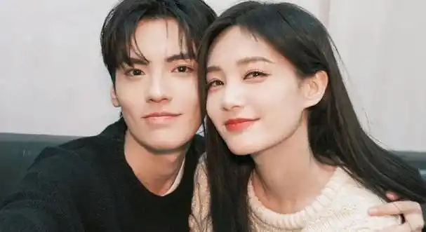 李一桐毕雯珺恋情传闻 李一桐和毕雯珺恋情传闻再次被曝光,两人回到同