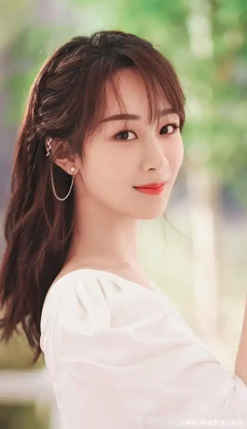 杨紫写真照片集,好可爱