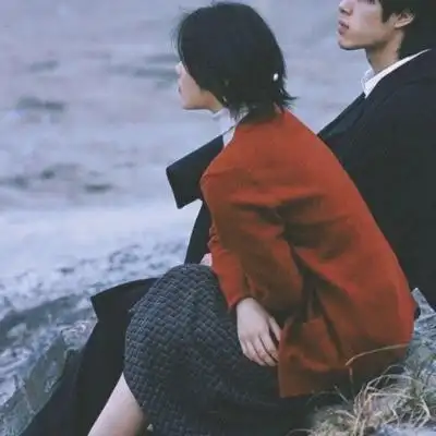 复古文艺头像情侣成熟高清一左一右的文艺复古头像情侣成熟图片