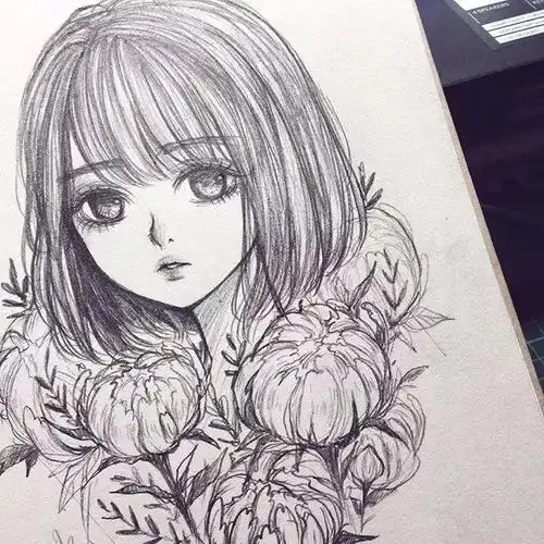 16岁二次元少女用铅笔描绘灵动的动漫人物