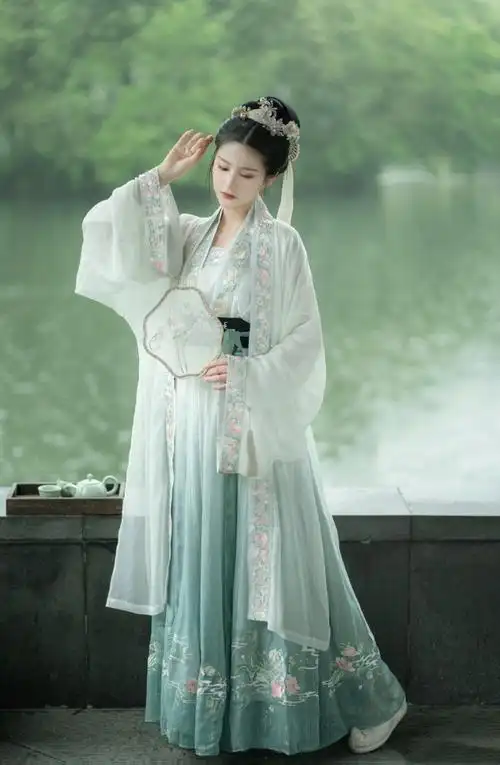 清冷汉服女神扮男装无论是小姐姐还是小哥哥我全都要