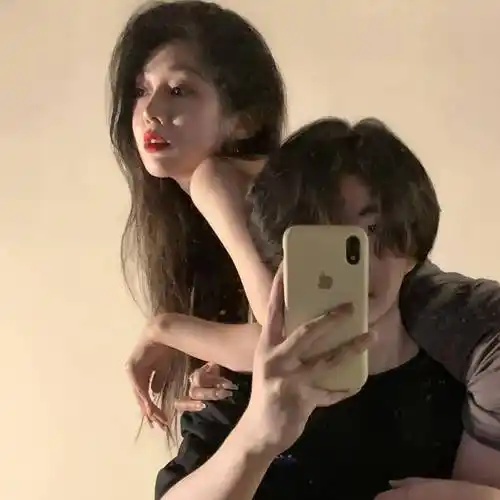 头像| 快乐且甜蜜的情侣头像 ~_什么_全世界_人生